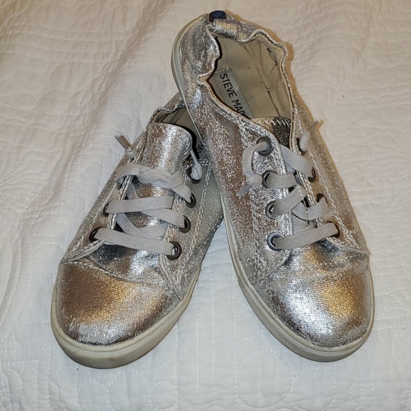 steve madden silver sparkly sneakers